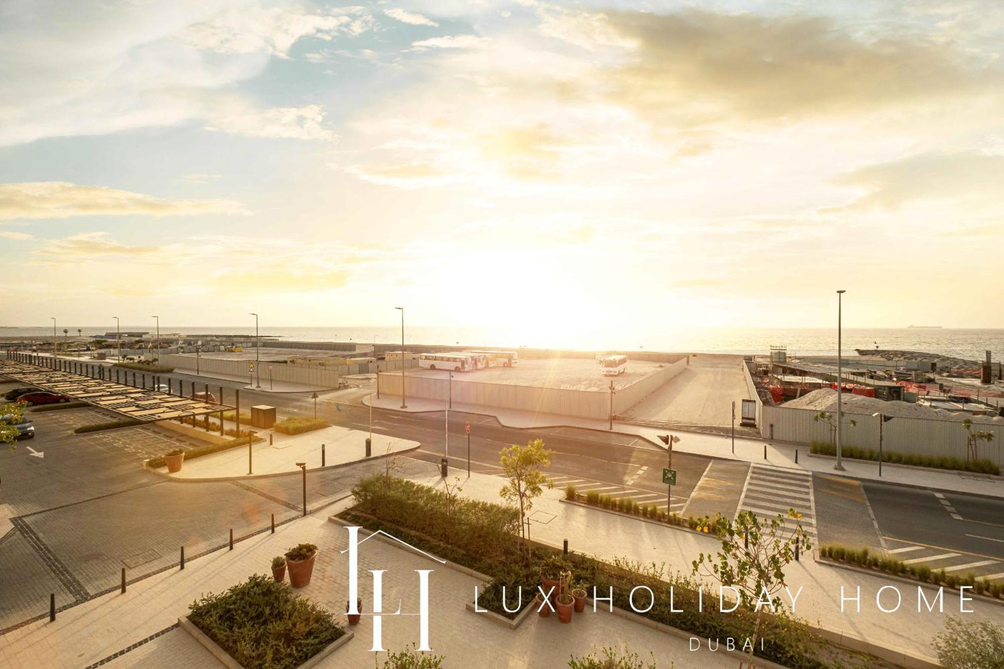 Lux - The La Mer Sea View Suite 3 Дубай Екстер'єр фото